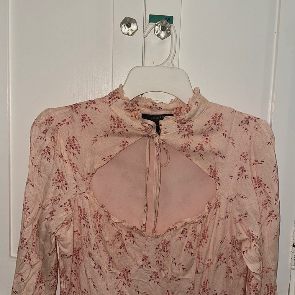 Dress - Picture 4 of 8